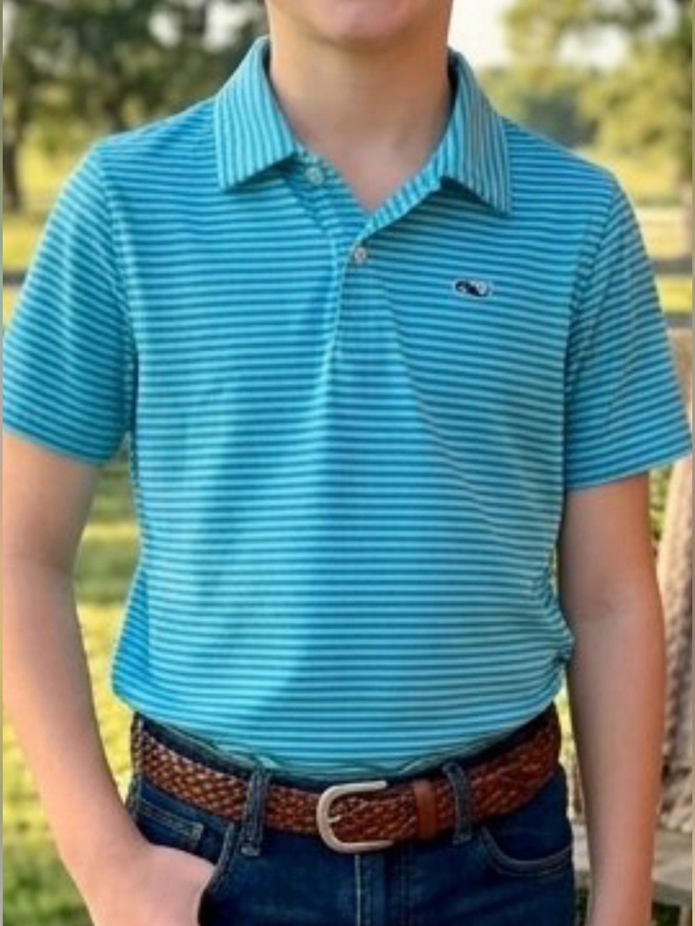 Boys vineyard vines dry fit Polo size medium 12-14 excellent condition